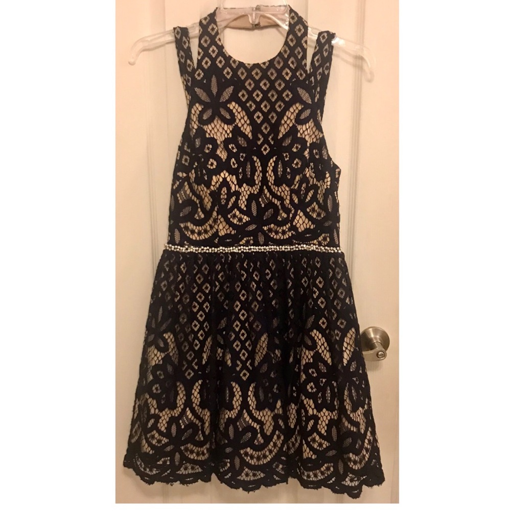 Junior’s Navy Blue Lace Formal Dress